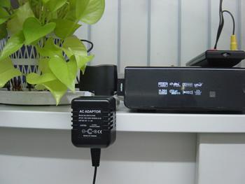 フルHD1080P対応ACアダプター型自動録画ビデオカメラ　RE-12FHDの設置イメージ